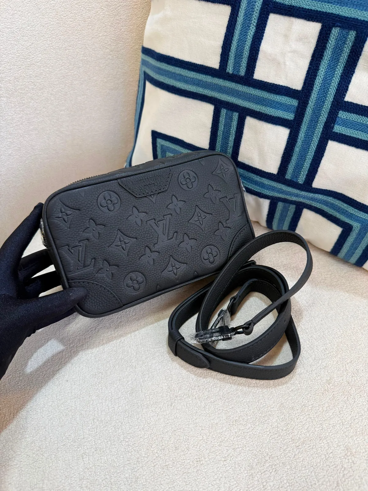 Camera Bag Relevo