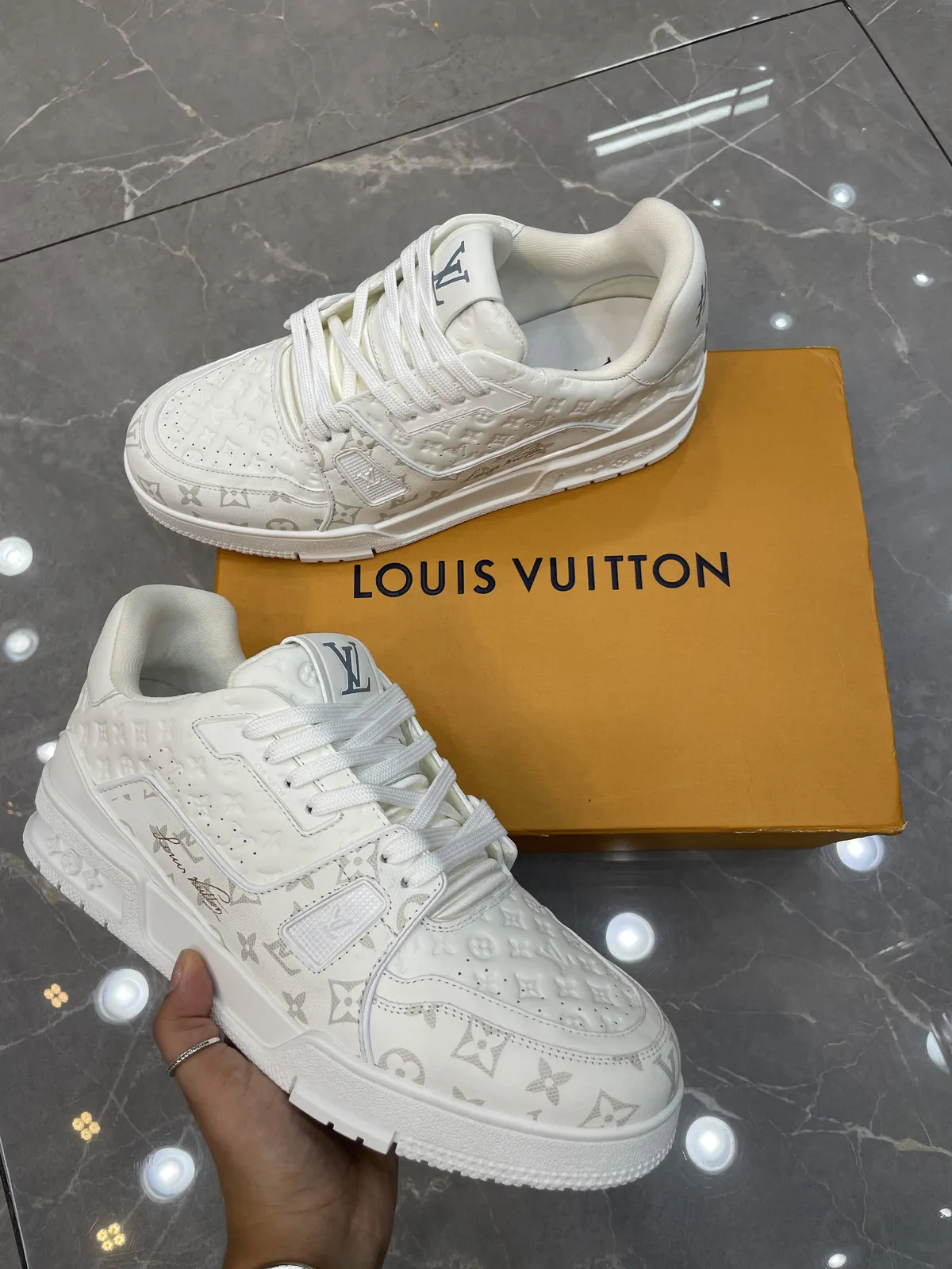 Louis Vuitton 40