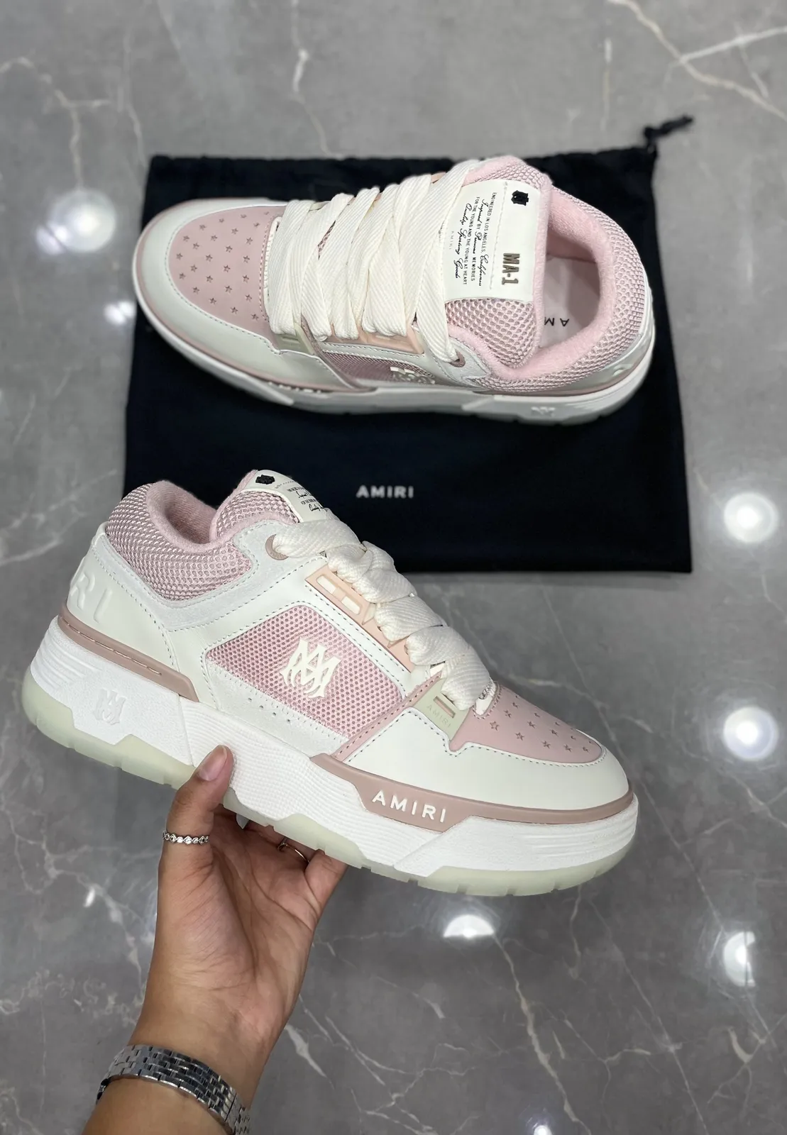 Amiri / Burberry / Louboutin 16
