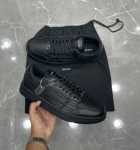 Amiri / Burberry / Louboutin 17