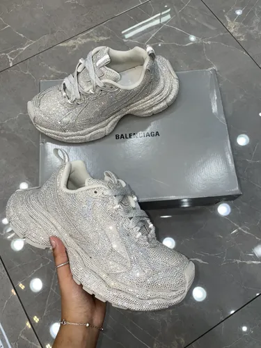 Balenciaga / Balmain 01