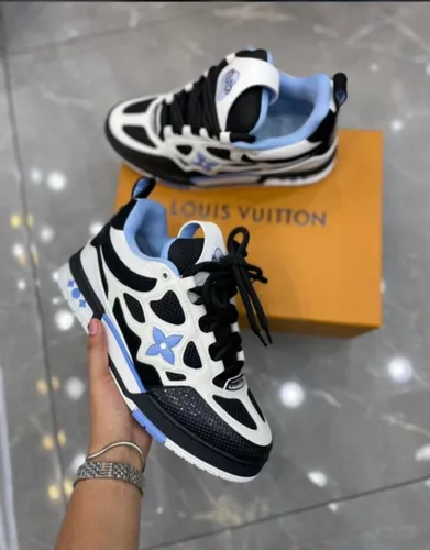 Tênis Skate Azul e Preto