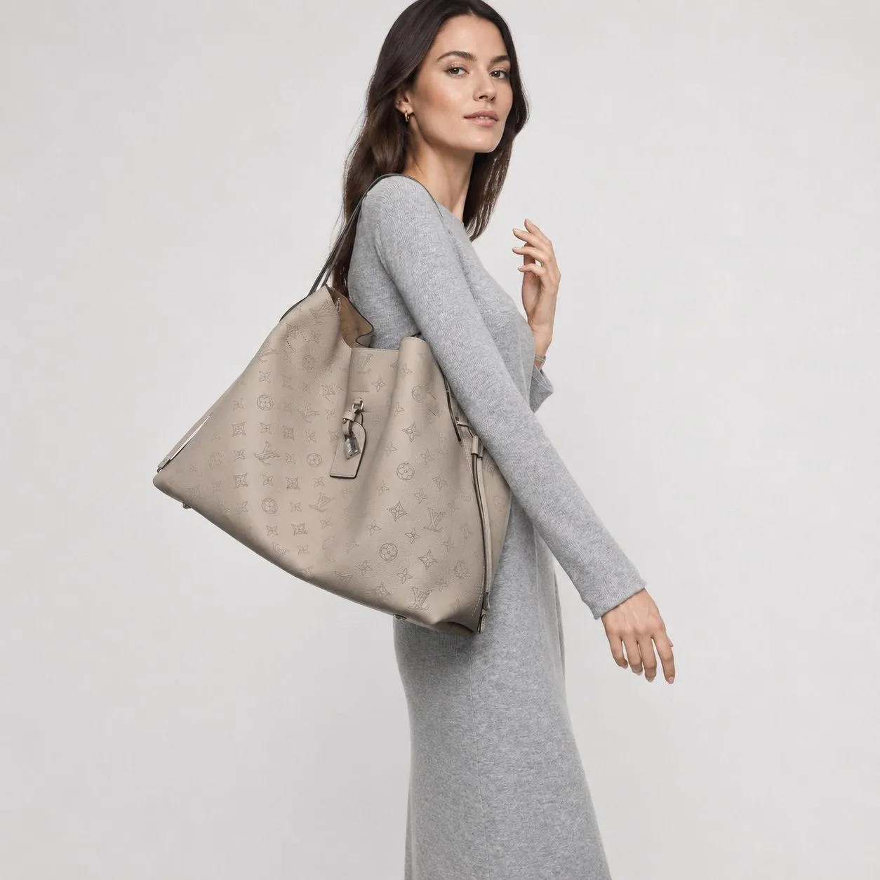 Carmel Hobo Taupe