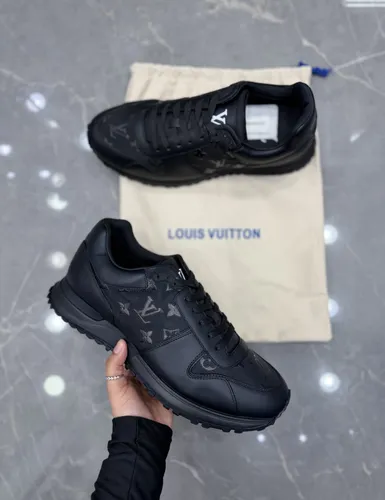 Tênis Run Away Preto Monograma
