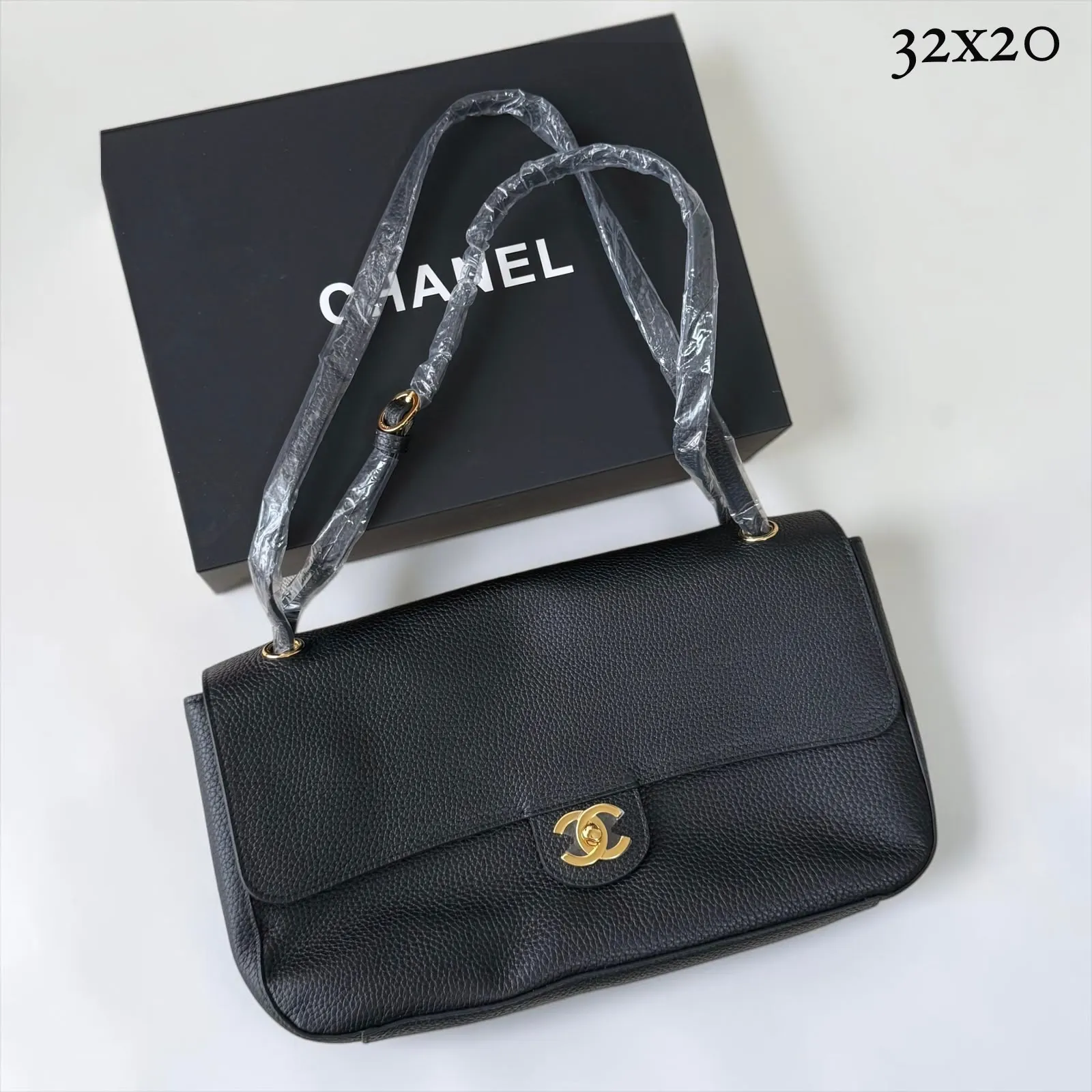 Flap Top Handle Preta