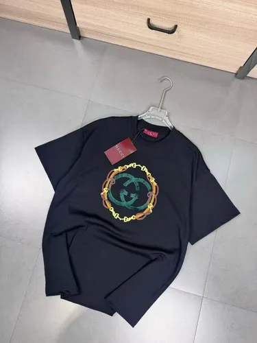 Camiseta Emblema Preta