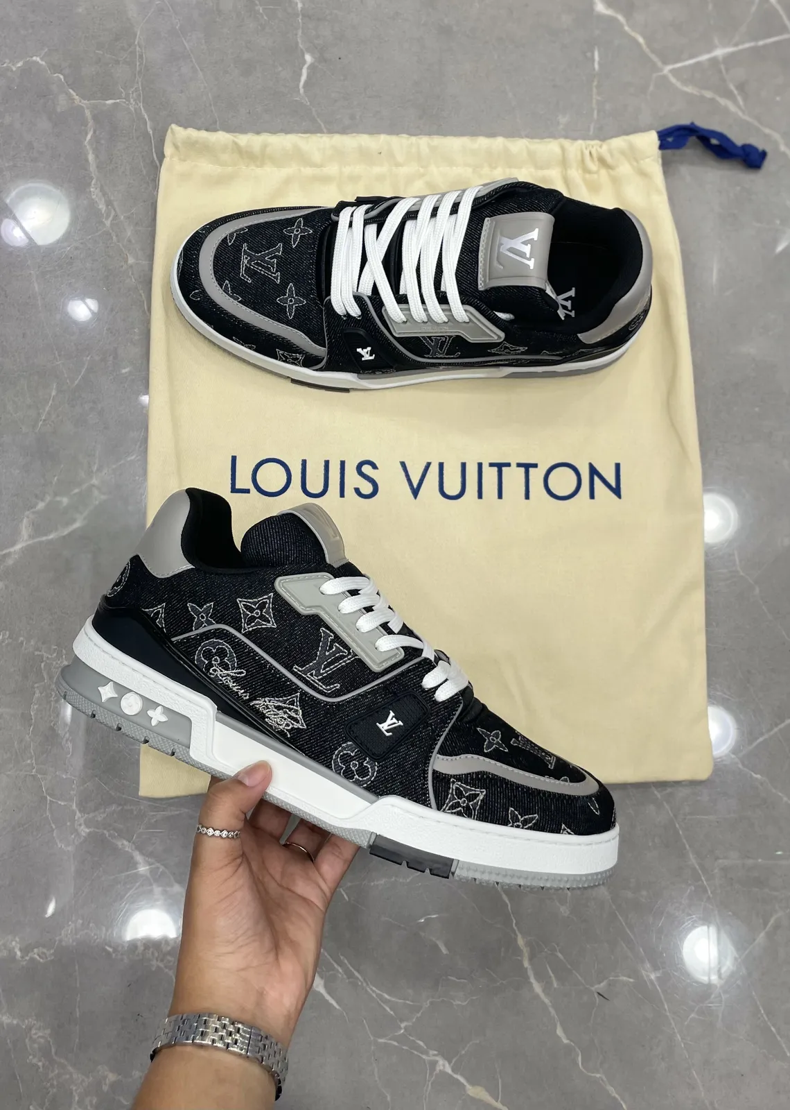 Louis Vuitton 95