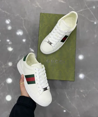 Gucci 02