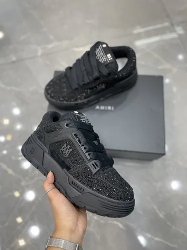 Amiri / Burberry / Louboutin 18