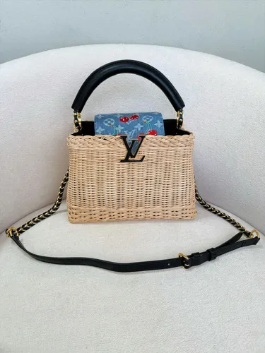Capucines Raffia Preta