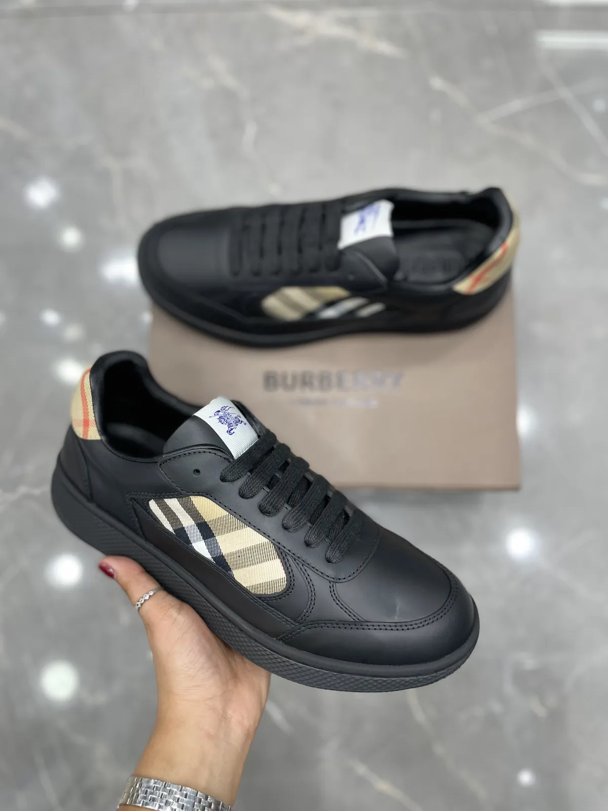 Amiri / Burberry / Louboutin 13