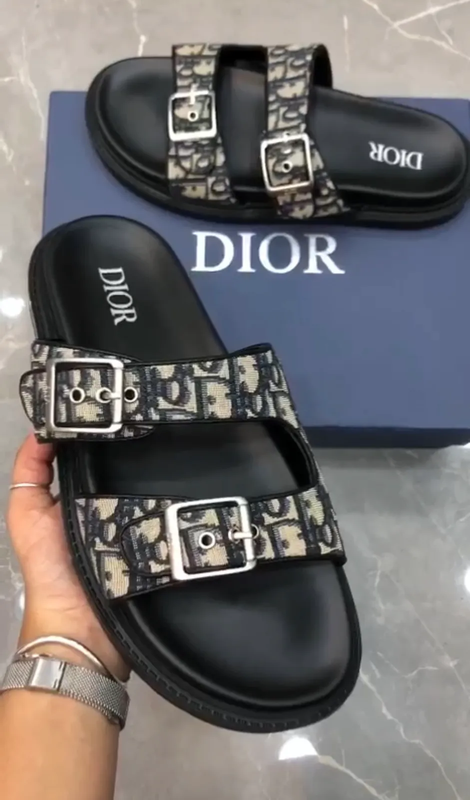 Valentino / Dior / Givenchy 08