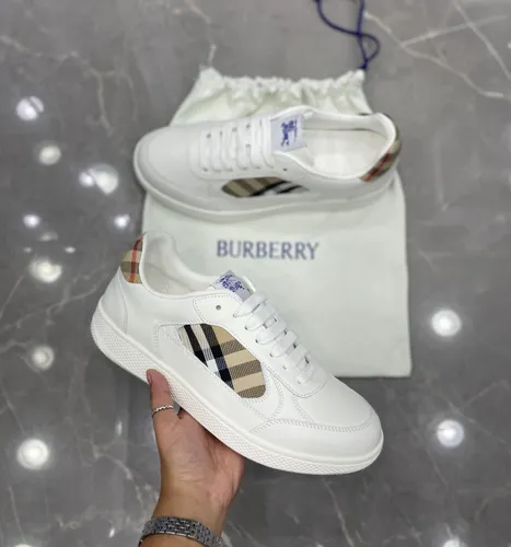 Amiri / Burberry / Louboutin 21