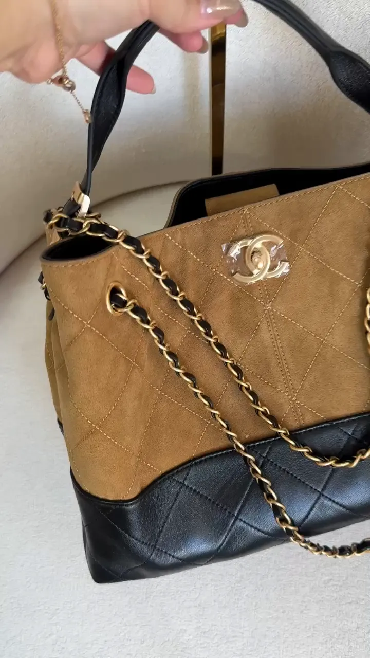 Gabrielle Hobo Caramelo